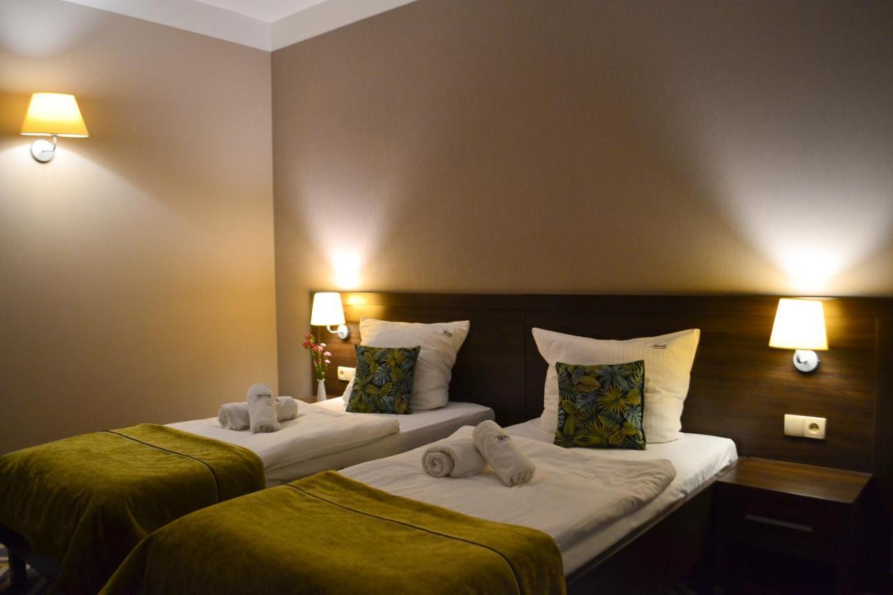 Hotel & Browar Slociak ออปอเล ภายนอก รูปภาพ