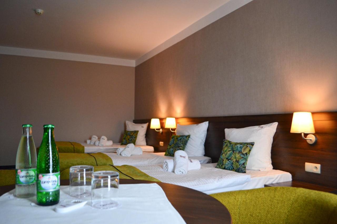 Hotel & Browar Slociak ออปอเล ภายนอก รูปภาพ