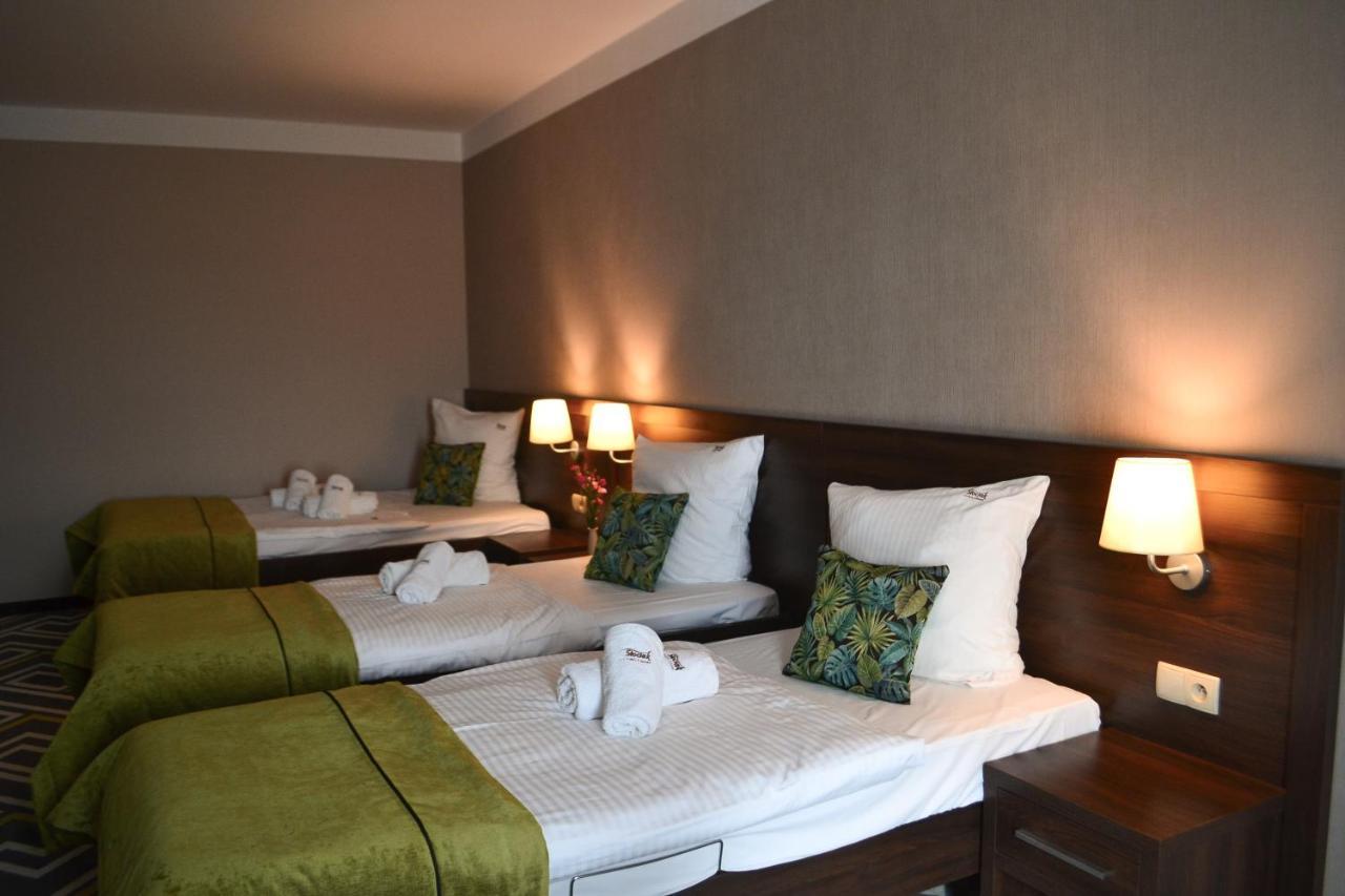 Hotel & Browar Slociak ออปอเล ภายนอก รูปภาพ